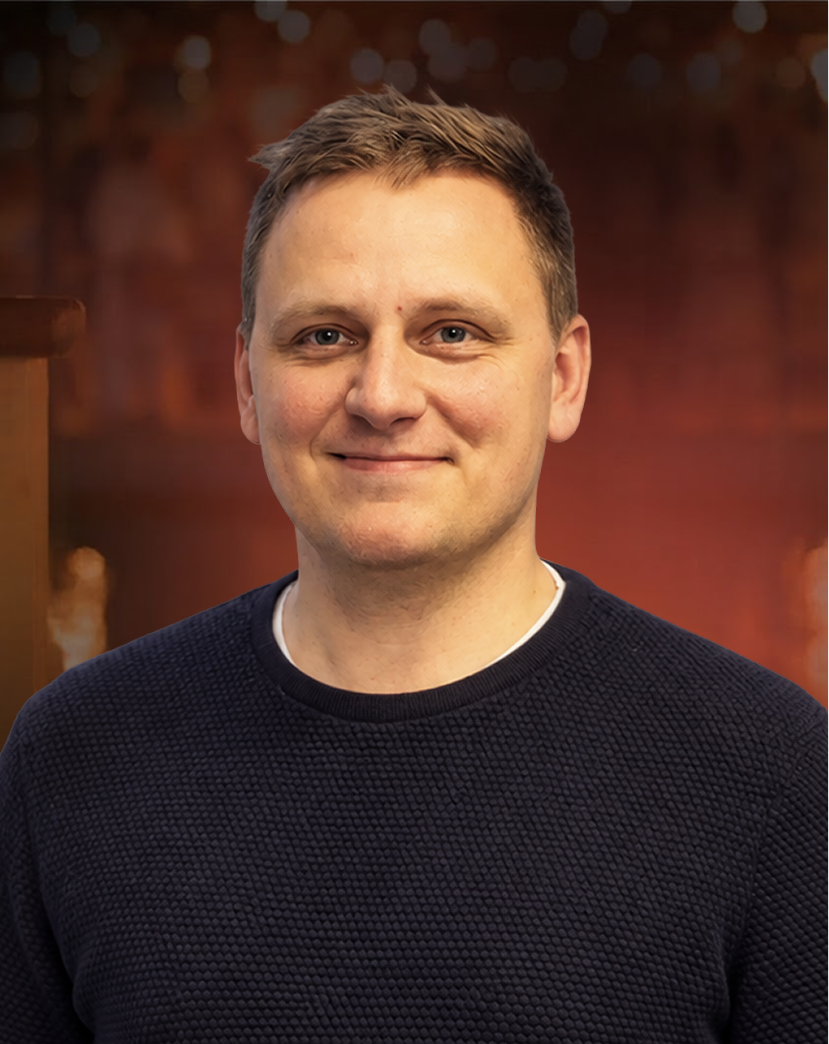 Tomasz Wesołowski, ekspert no-code i AI, założyciel Cluee.app